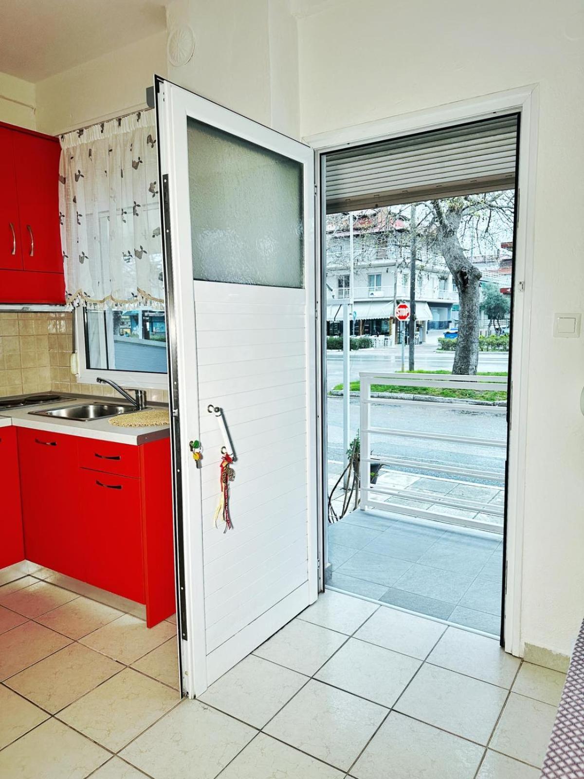 Elena Rooms-Apartments -B Asproválta Exteriér fotografie